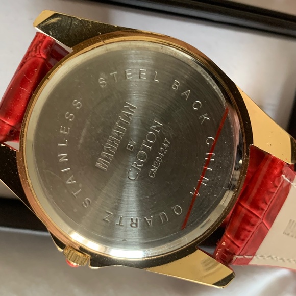 NWOT Manhattan by Crotan Ladies Quartz Watch, Leather Band, Red - Picture 2 of 6